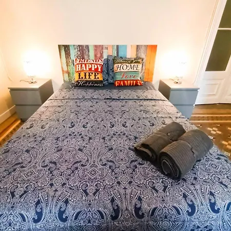 Hostel By Plaza Catalunya