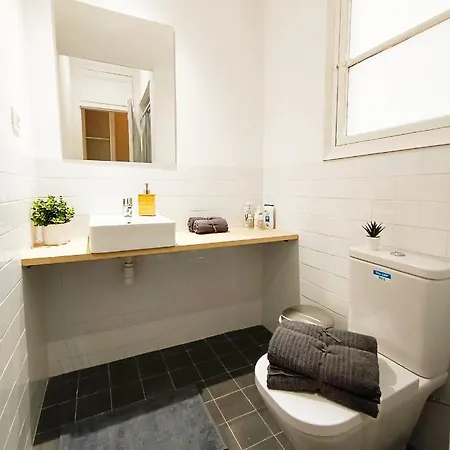 Hostel By Plaza Catalunya